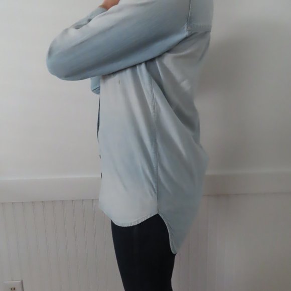 Madewell Denim Boyfriend Shirt - Picture 2 of 8